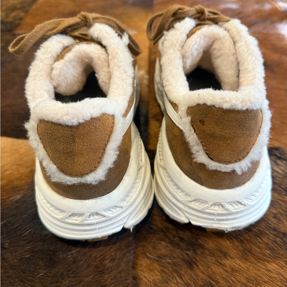 Extremely Rare Ugg x Bape Chestnut Shearling Sneaker - Picture 7 of 10